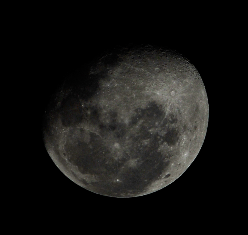 18 Day Old Moon - Learning the Phases of the Moon